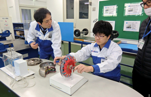 中学生职场体验（爱思帝）